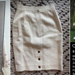 Awesome Chanel vintage linen pencil skirt.